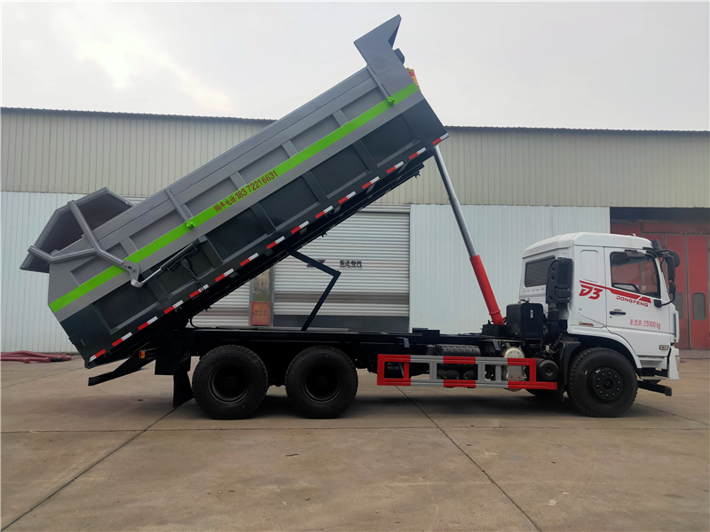 東風(fēng)后雙橋20方糞污泥運(yùn)輸車(chē)